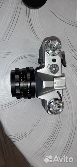 Пленочный фотоаппарат зенит