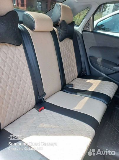 Автомобильные чехлы Фольксваген Поло