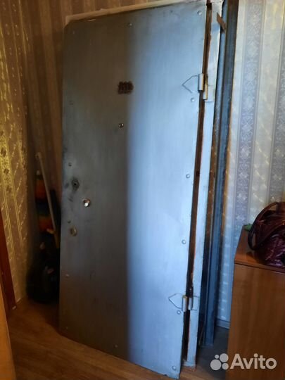 Дверь входная металлическая