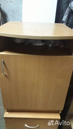 Тумба прикроватная