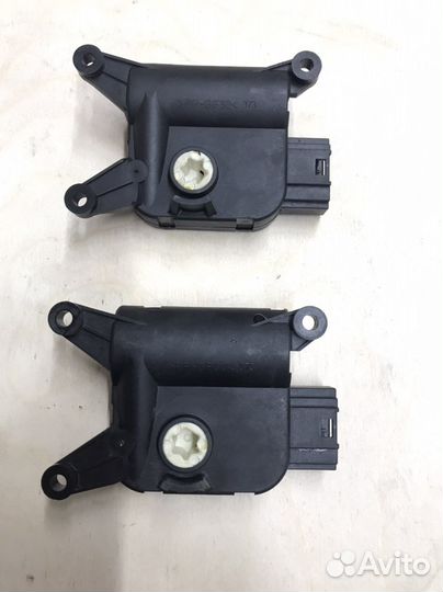 Моторчик заслонки отопителя 3C0907511A, Passat B7