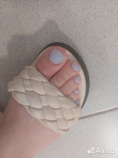 Услуги маникюра на дому