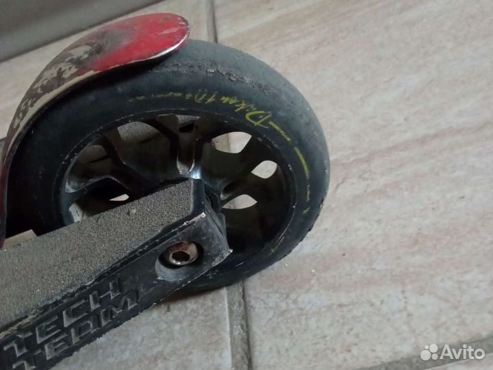 Трюковой самокат tech team duker 101