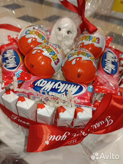 Подарок, торт киндер