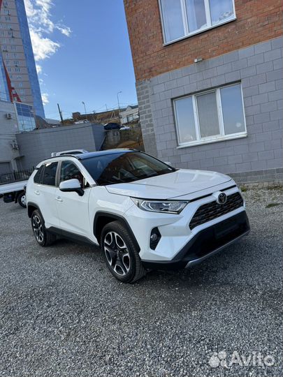 Toyota RAV4 2.0 CVT, 2021, 37 000 км