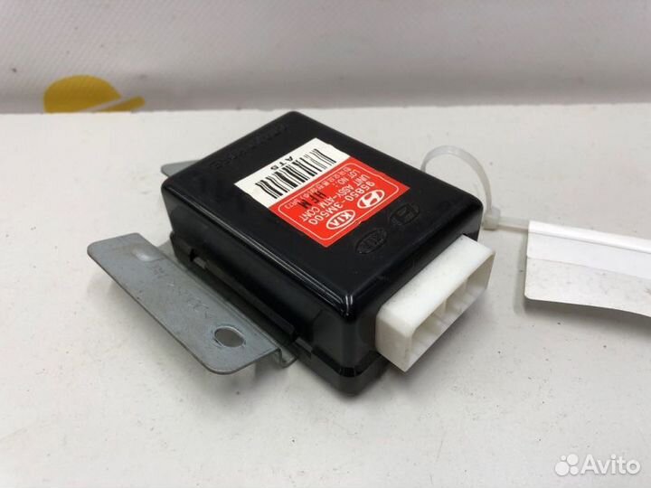 Блок управления центральным замком Hyundai Equus