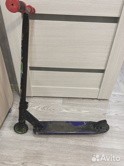 Трюковой самокат