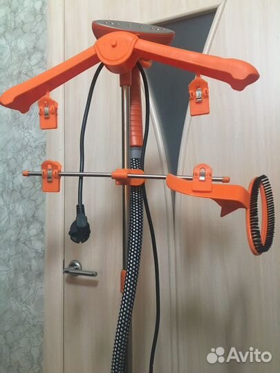 Отпариватель для одежды вертикальный