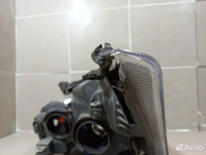 Фара правая Ford Transit 8