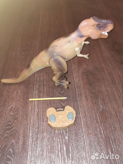 Динозавр подвижная игрушка