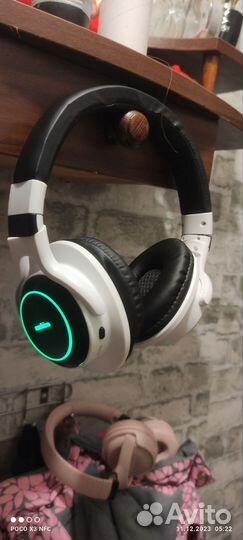 Беспроводные наушники