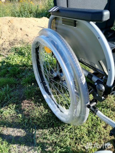 Инвалидная коляска новая