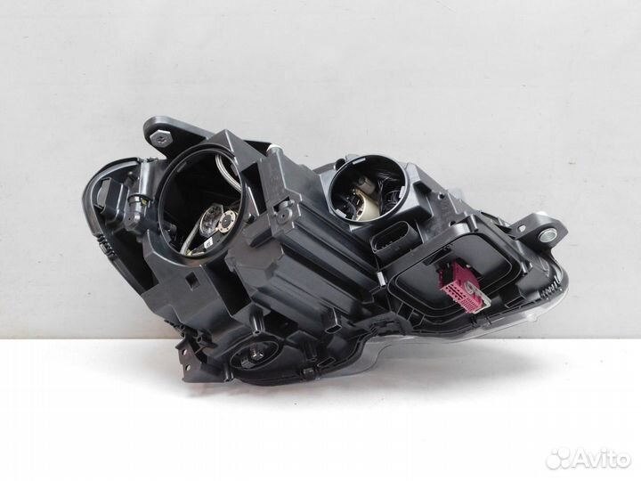 Фара левая Mercedes-Benz C-Class