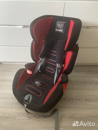 Детское автомобильное кресло 9-36кг Bravi