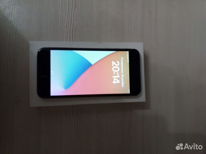 iPhone SE (2020), 128 ГБ