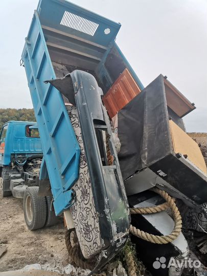 Вывоз мусора самосвал