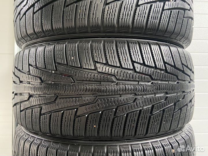 Nokian Tyres Hakkapeliitta R 225/45 R17 94R