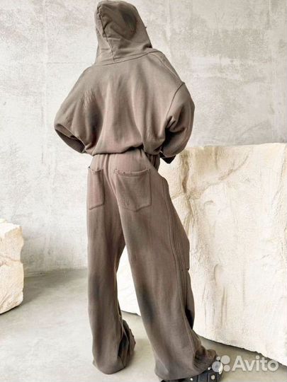 Крутой костюм спортивный Balenciaga