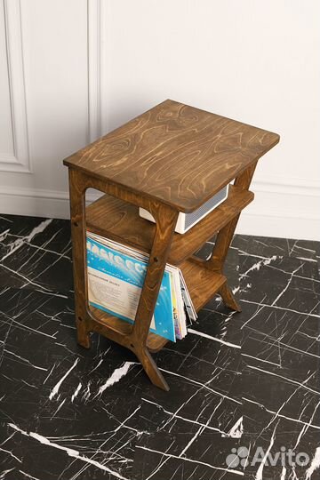 Тумба под виниловый проигрыватель