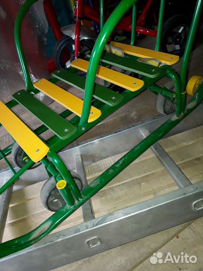 Санки с колесами