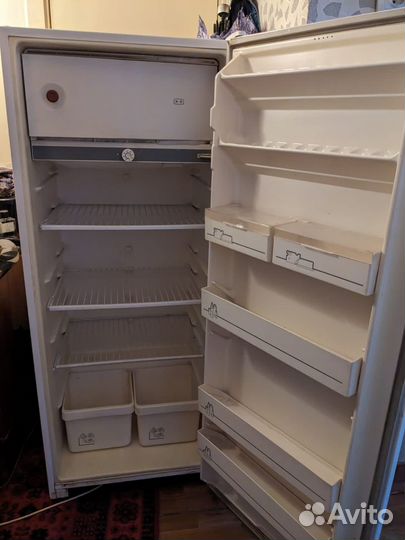 Холодильник бу бирюса