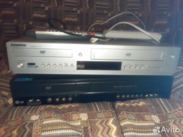 Видеомагнитофон