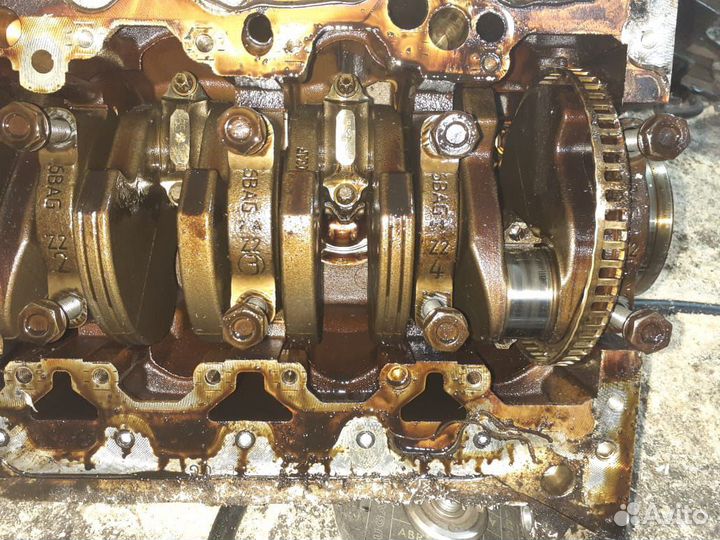 Блок цилиндров в сборе VW VAG 2.0 FSI BVY