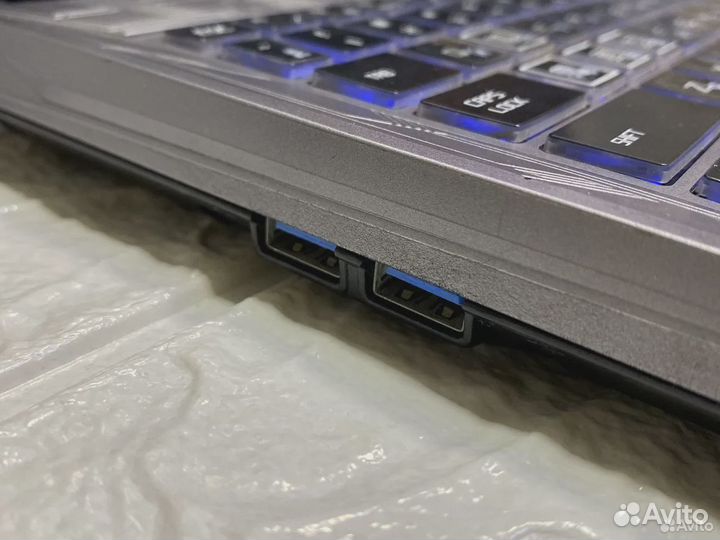 Игровой ноутбук i7/16/512/GTX 1060 6GB