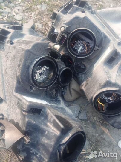 Фары на Renault Logan 2 260105559R,260607796r