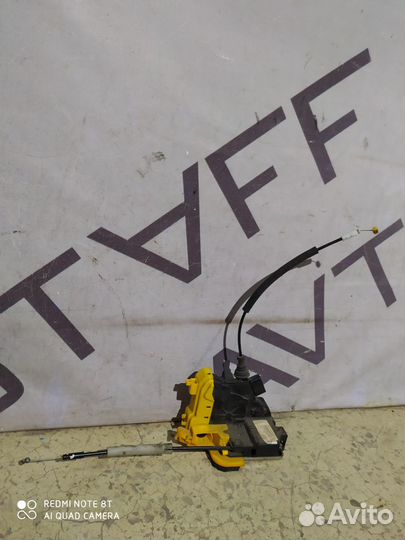 Замок двери передней правой KIA Ceed 2