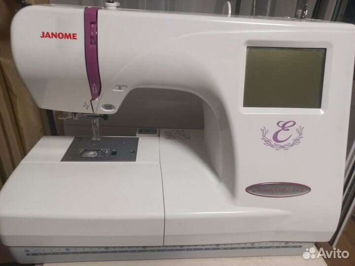 Вышивальная машина Janome Memory Craft 350E