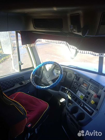 Freightliner Columbia, 2003