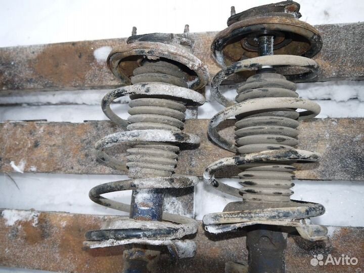 Амортизатор передний Ford Focus I (1998—2004)