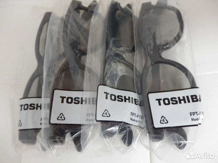 Очки для кино 3D Toshiba для всей семьи,цена за 4