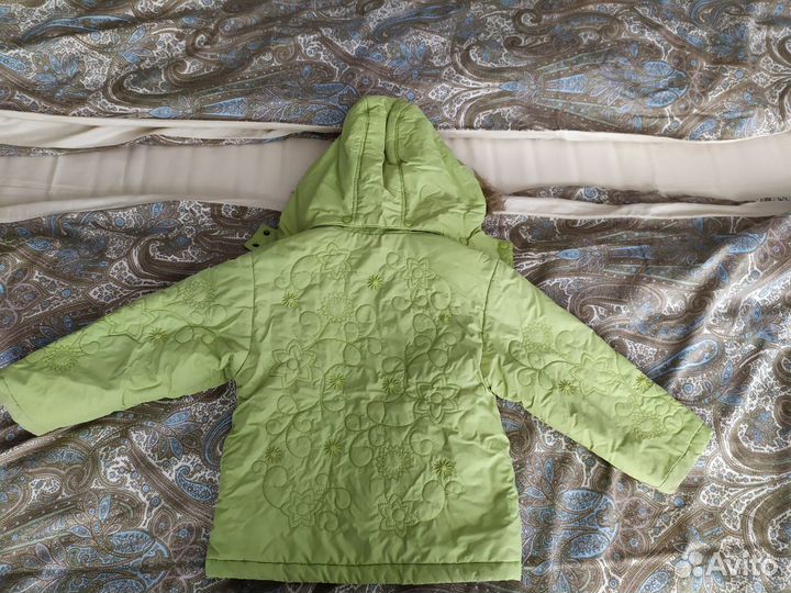 Продам детскую верхнюю одежду на девочку