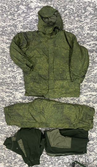 Костюм зимний с двумя съемными утеплителями, спн