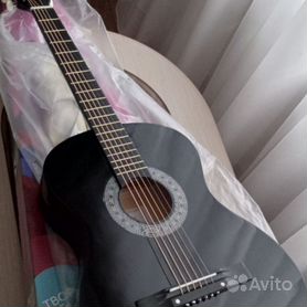 Классическая/акустическая гитара