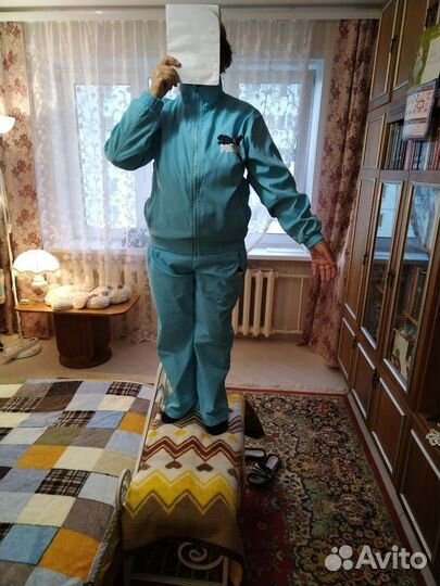 Костюм спортивный женский новый