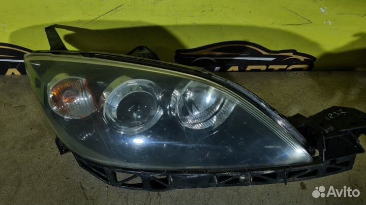 Фара галогеновая передняя правая Mazda 3 BK