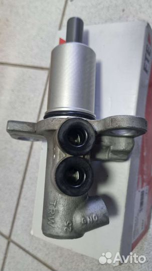 Главный тормозной цилиндр Пассат Б5+