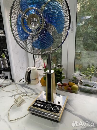 Вентилятор toshiba (Япония) Винтаж