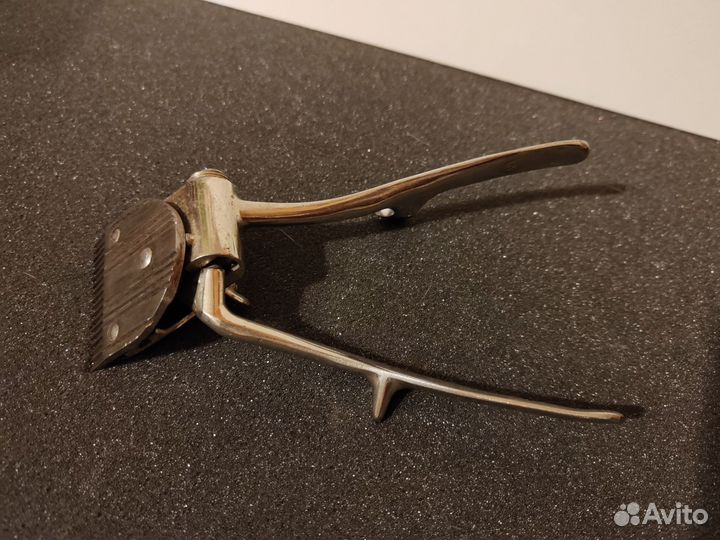 Ручная машинка для стрижки волос СССР