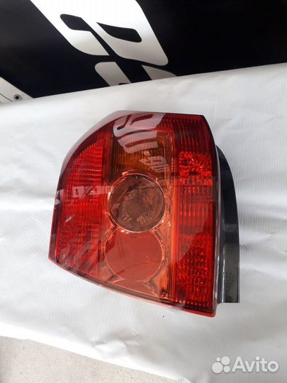 Фонарь задний левый corolla E12 2001- 21219K4LUE