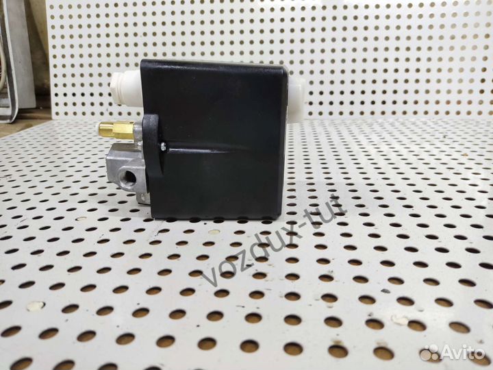 Реле давления для компрессора 380V