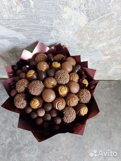 Сладкие букеты из конфет