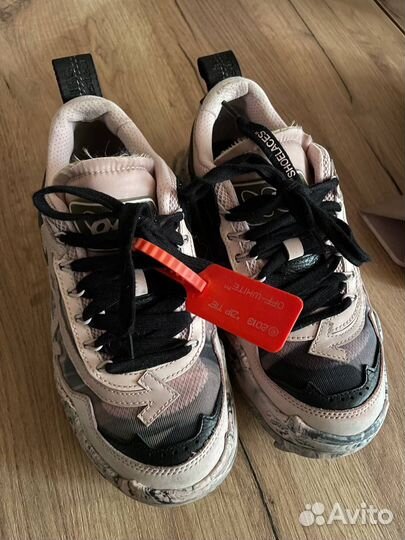 Оригинал кроссовки Off-White odsy 1000