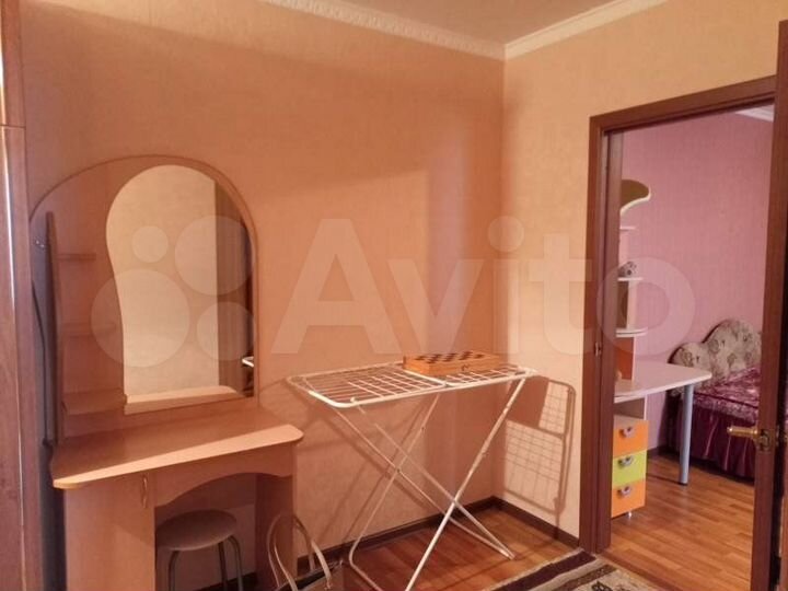 2-к. квартира, 54 м², 2/5 эт.