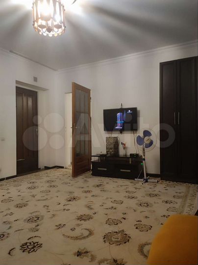 Комната 35 м² в 2-к., 2/2 эт.