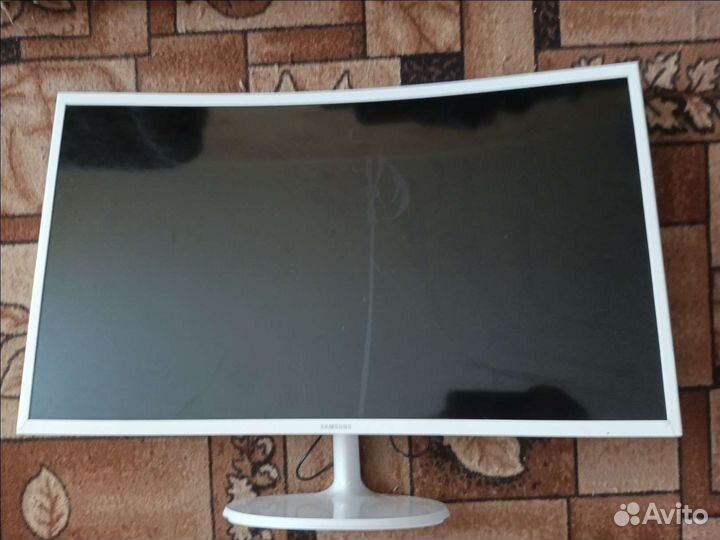 Монитор samsung 32 с разбитой матрицей