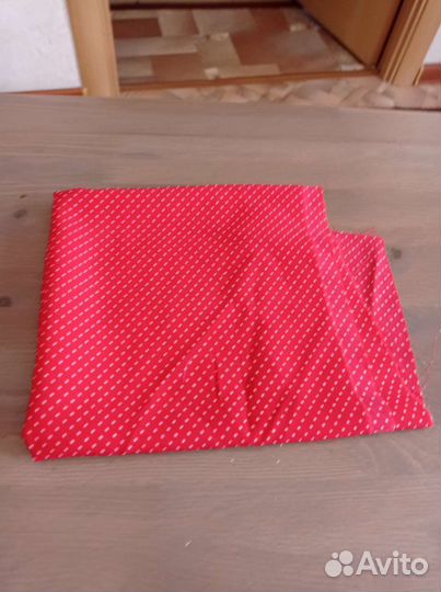 Кусочки ткани для рукоделия